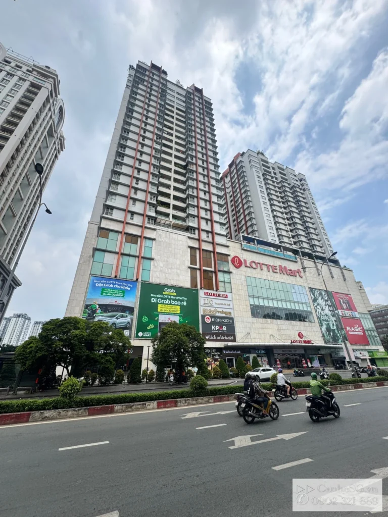 Góc chụp rộng mặt tiền The Everrich Quận 11 trên đường 3/2.