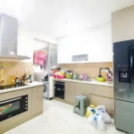 Khu bếp căn hộ The Everrich Quận 11 147m2