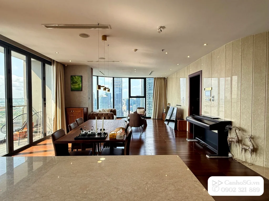 Phòng khách căn hộ Vinhomes Golden River Ba Son rộng thoáng, nội thất sang trọng