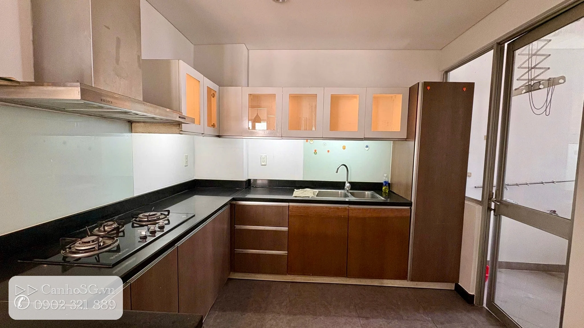 Khu bếp căn hộ The Everrich Quận 11