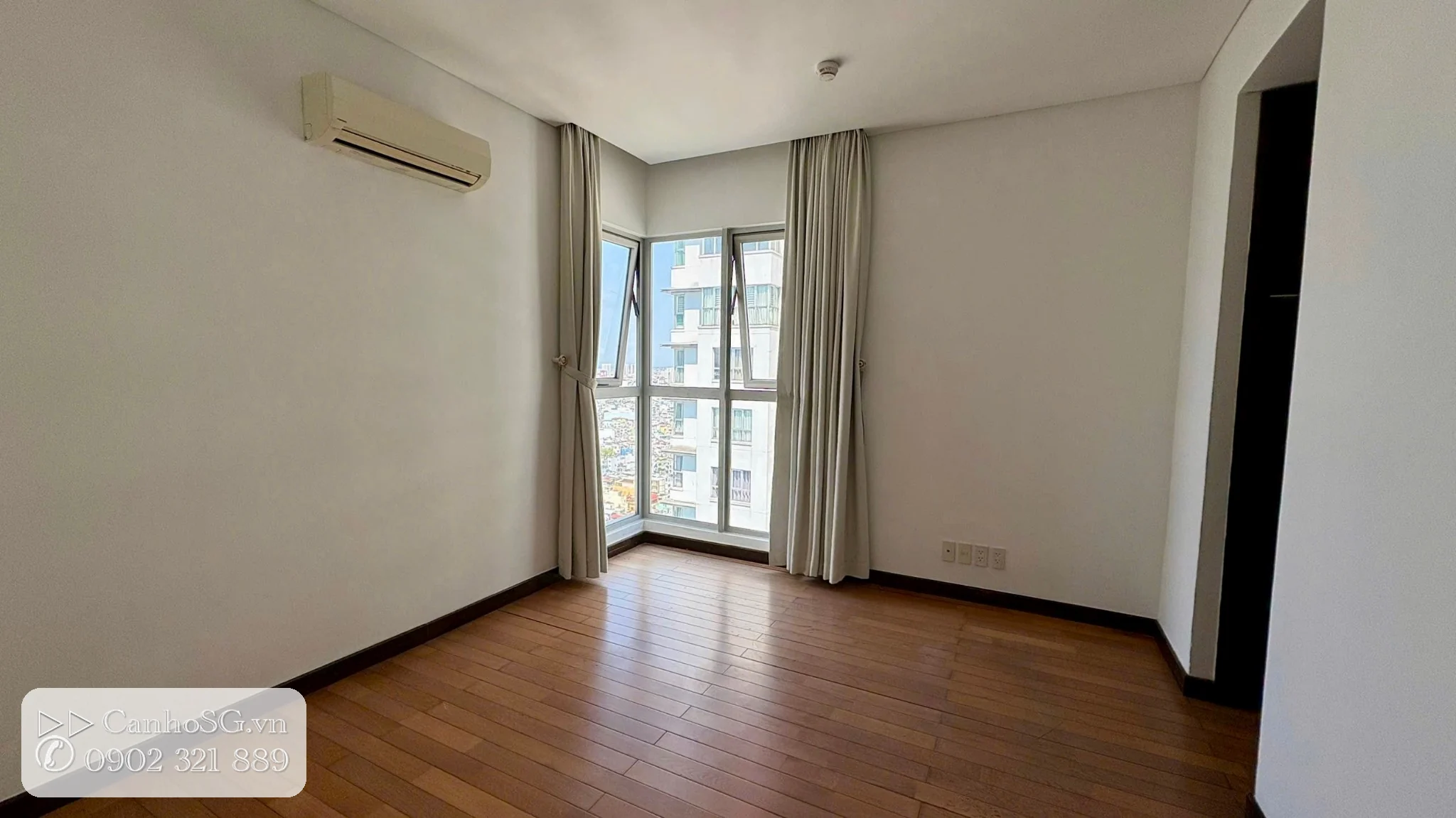 Phòng ngủ phụ căn hộ The Everrich Quận 11