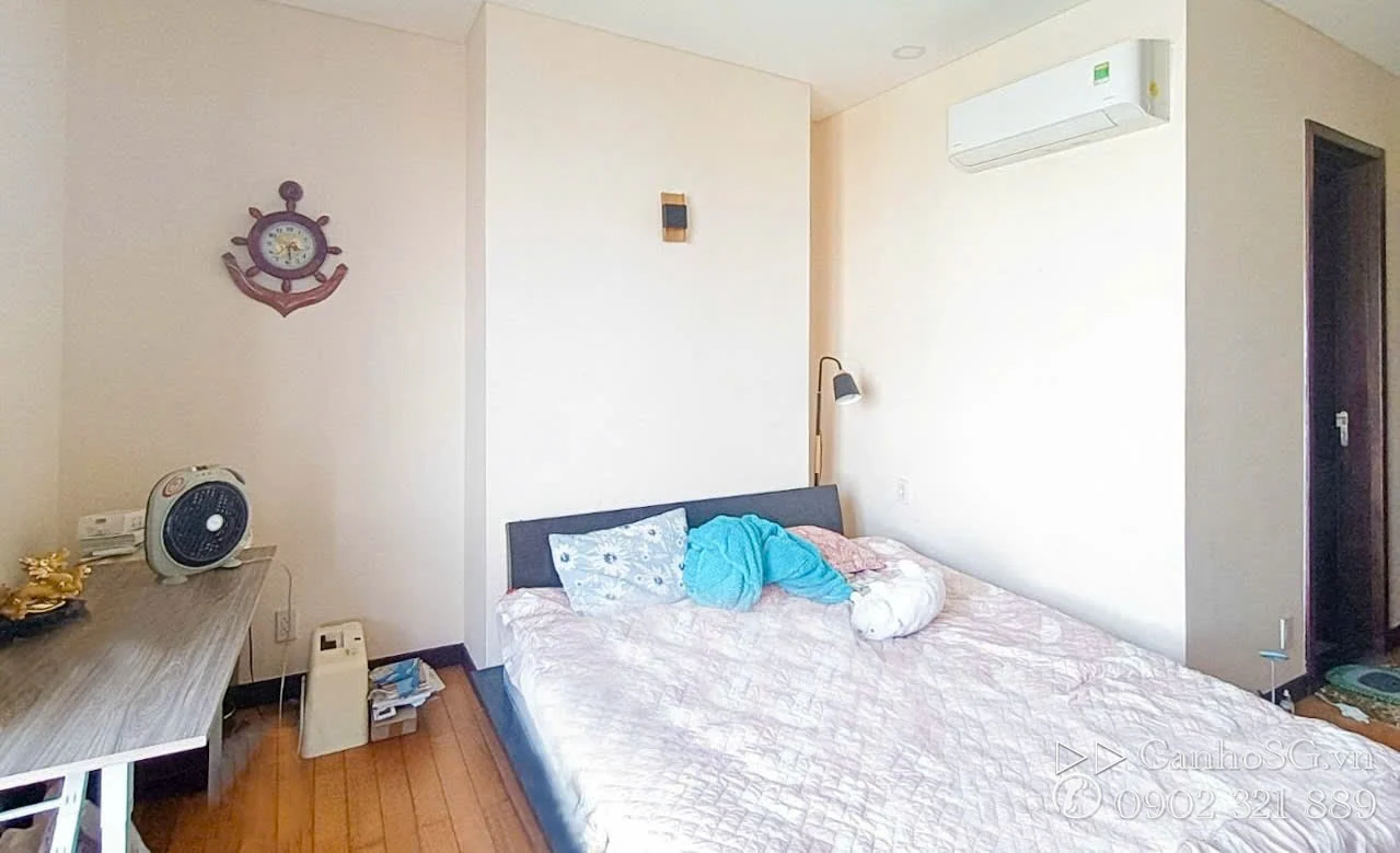 Góc khác của phòng ngủ căn hộ The Everrich Quận 11 147m2