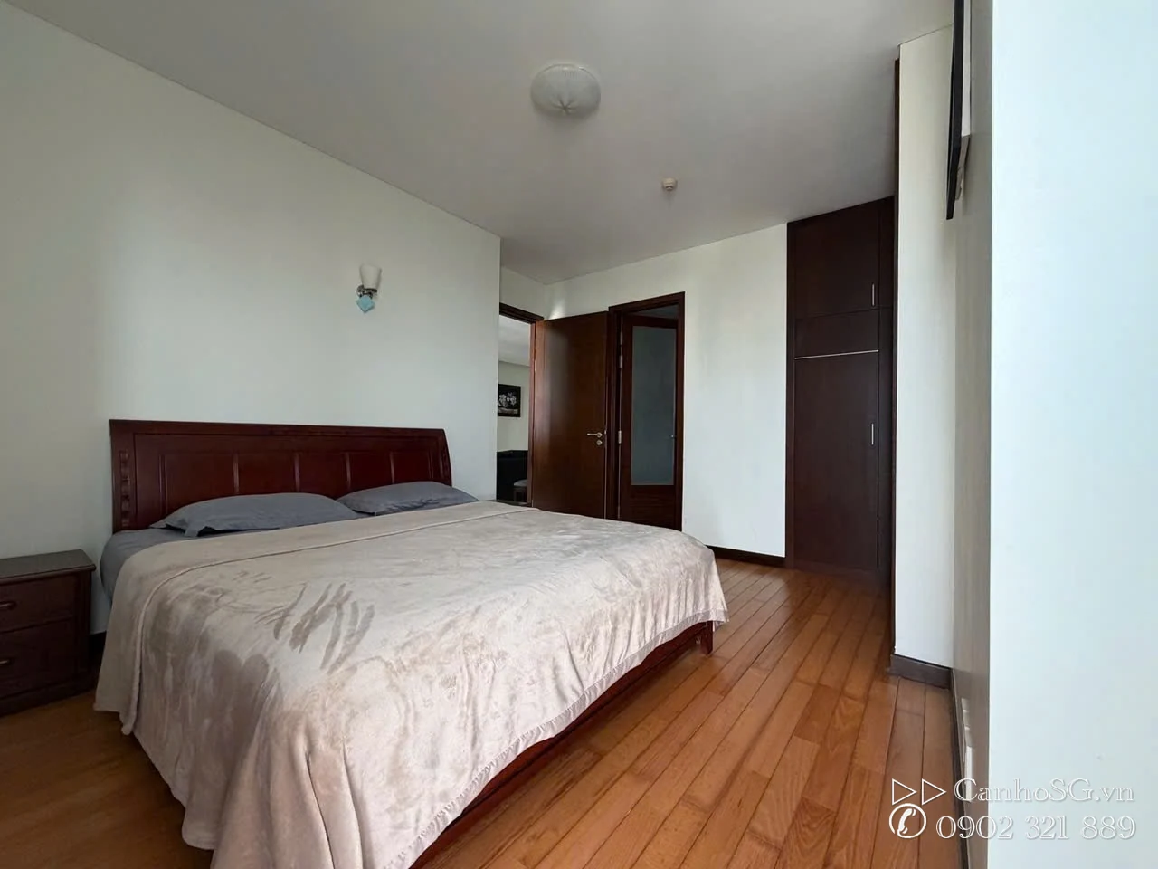 Phòng ngủ master căn hộ The Everrich Quận 11 115m2