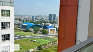 View ban công căn hộ The Everrich Quận 11
