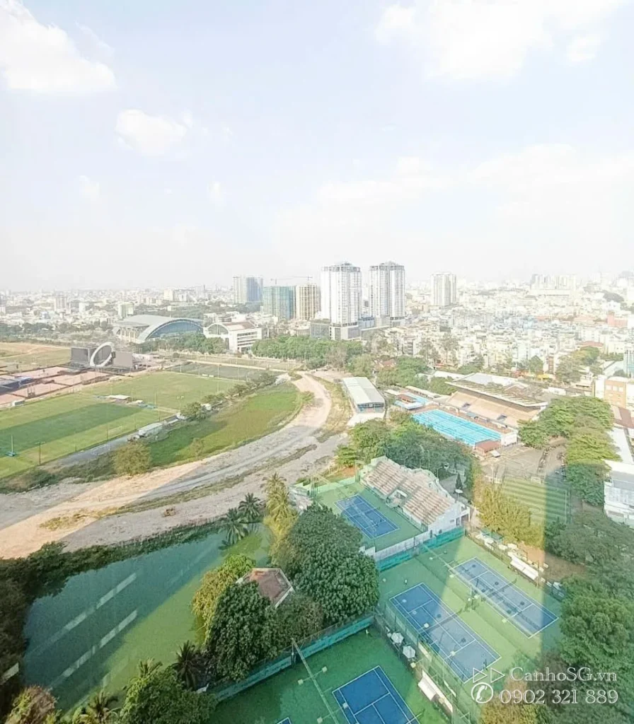 View trường đua Phú Thọ từ căn hộ The Everrich Quận 11