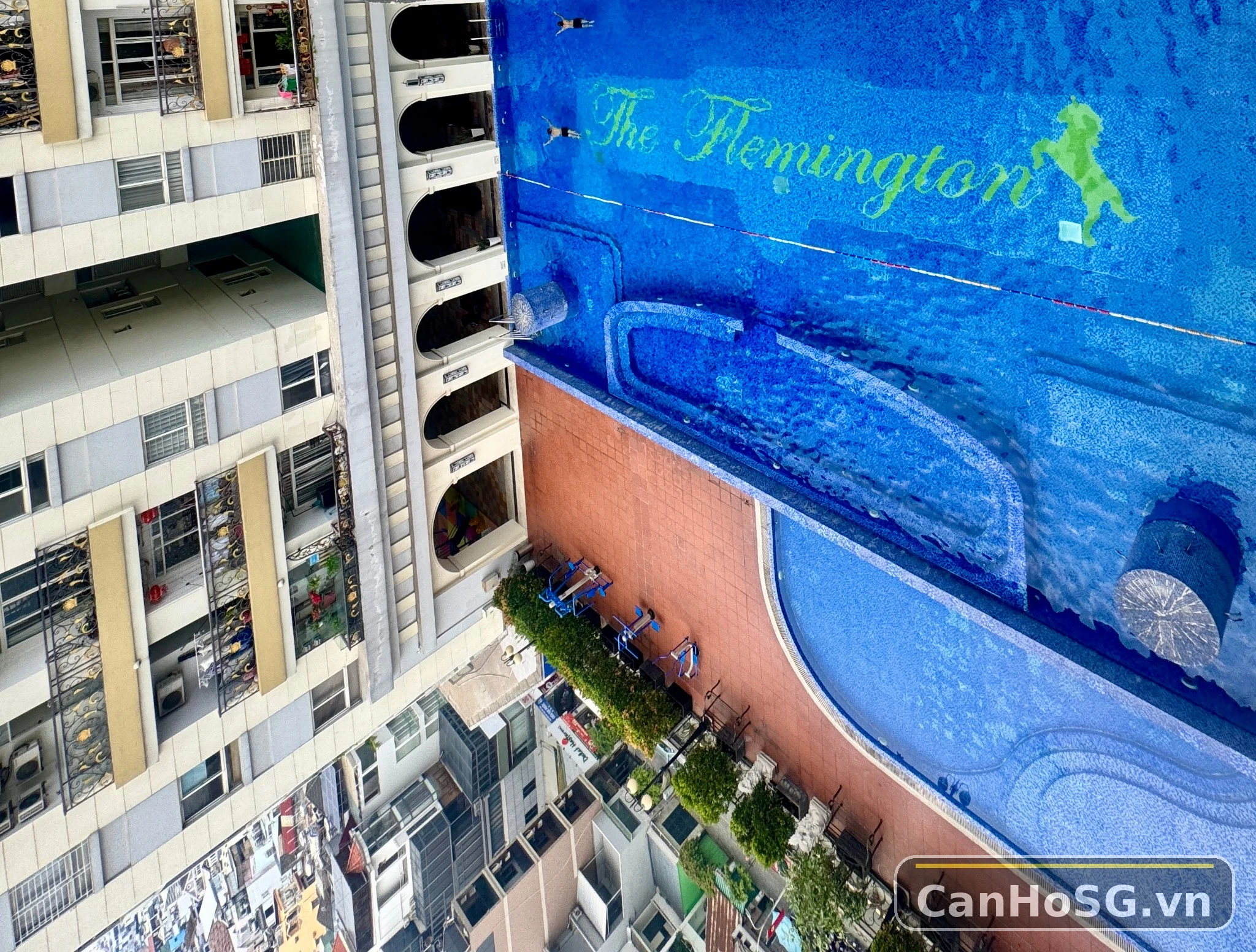 Hồ bơi nội khu dự án The Flemington Quận 11