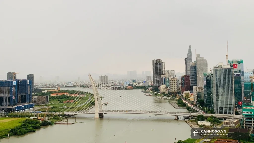 View Bitexco và sông Sài Gòn từ căn hộ Vinhomes Golden River Ba Son